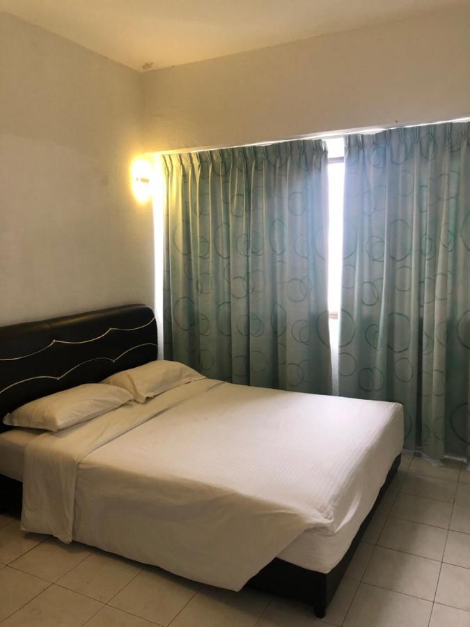 Beach Resort Home Stay Sri Sayang Apartment Batu Ferringhi 2Bedroom Exteriér fotografie