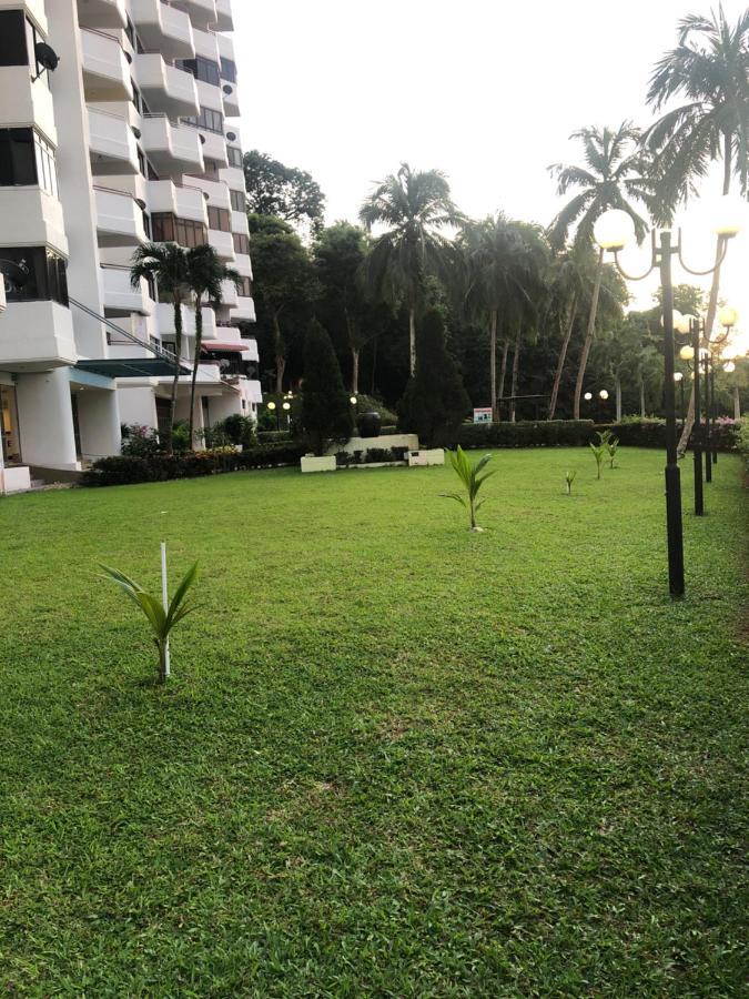 Beach Resort Home Stay Sri Sayang Apartment Batu Ferringhi 2Bedroom Exteriér fotografie